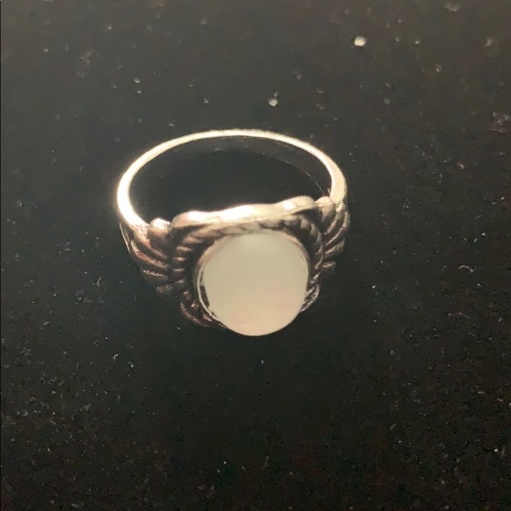 Ring - Picture 4 of 4